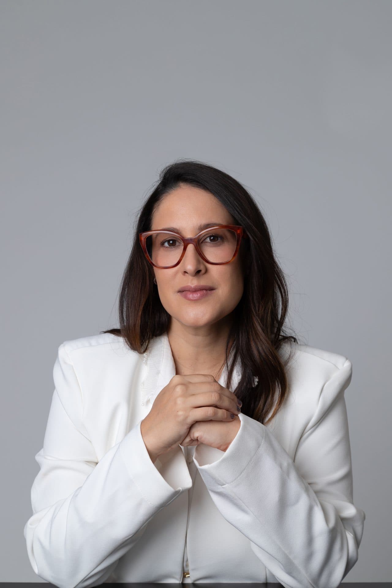 Dra. Larissa Salomão Pereira